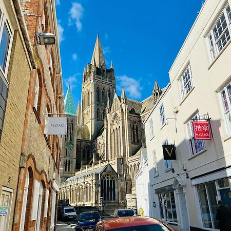 Private Double Room With Ensuite, No Breakfast, Truro City Centre エクステリア 写真
